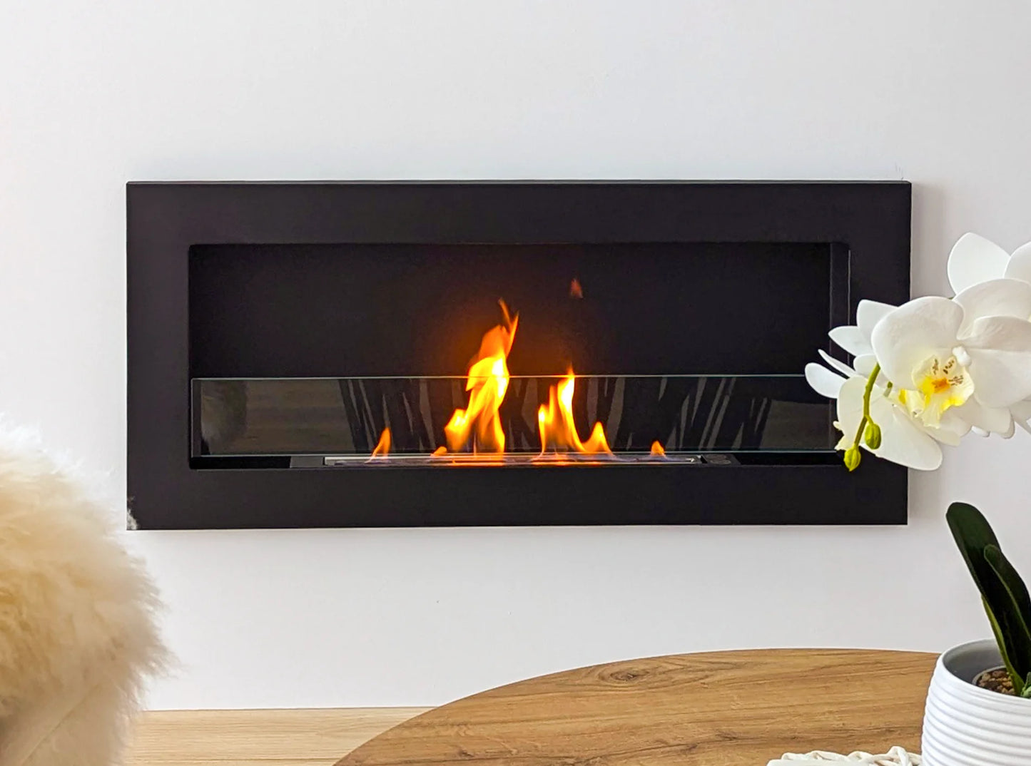 Bioethanol-Wandkamin 900x400 Slim schwarz mit Glas – moderner Kamin ohne Schornstein