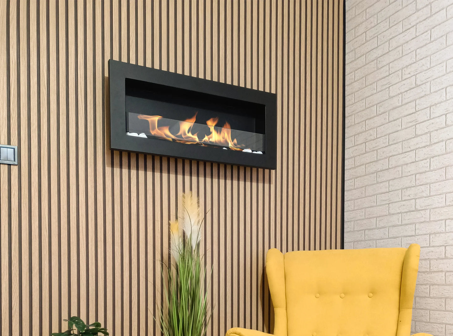 Bioethanol-Wandkamin 900x400 Slim schwarz mit Glas – moderner Kamin ohne Schornstein