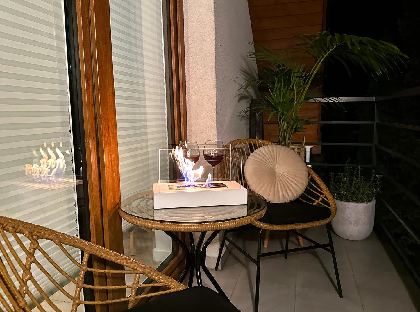 Bio ethanol haard Home wit – moderne sfeerhaard met glas