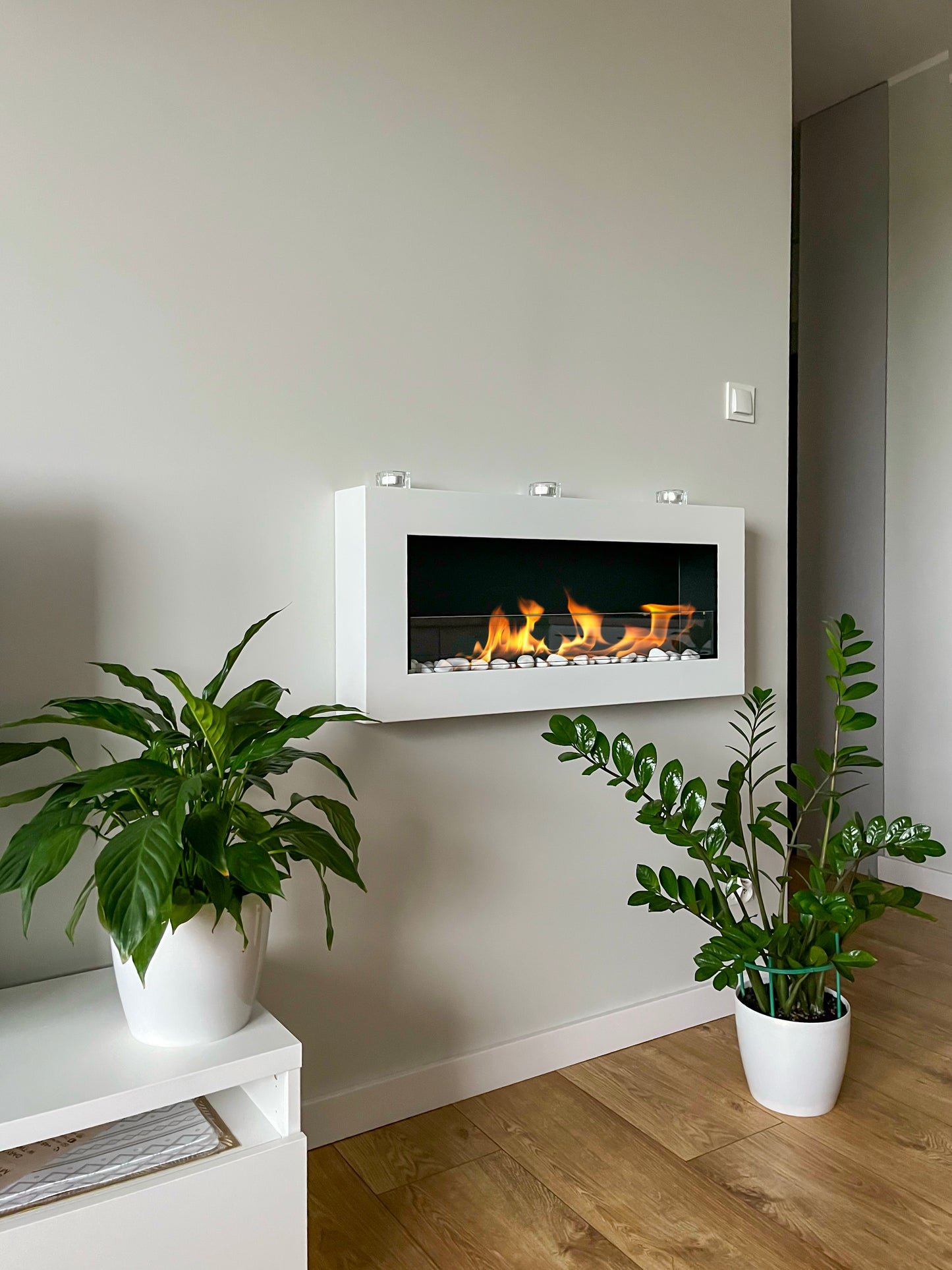 Bio Ethanol Wandhaard BOX 900x400 – Wit Mat met Glas | Moderne Design Haard Zonder Schoorsteen