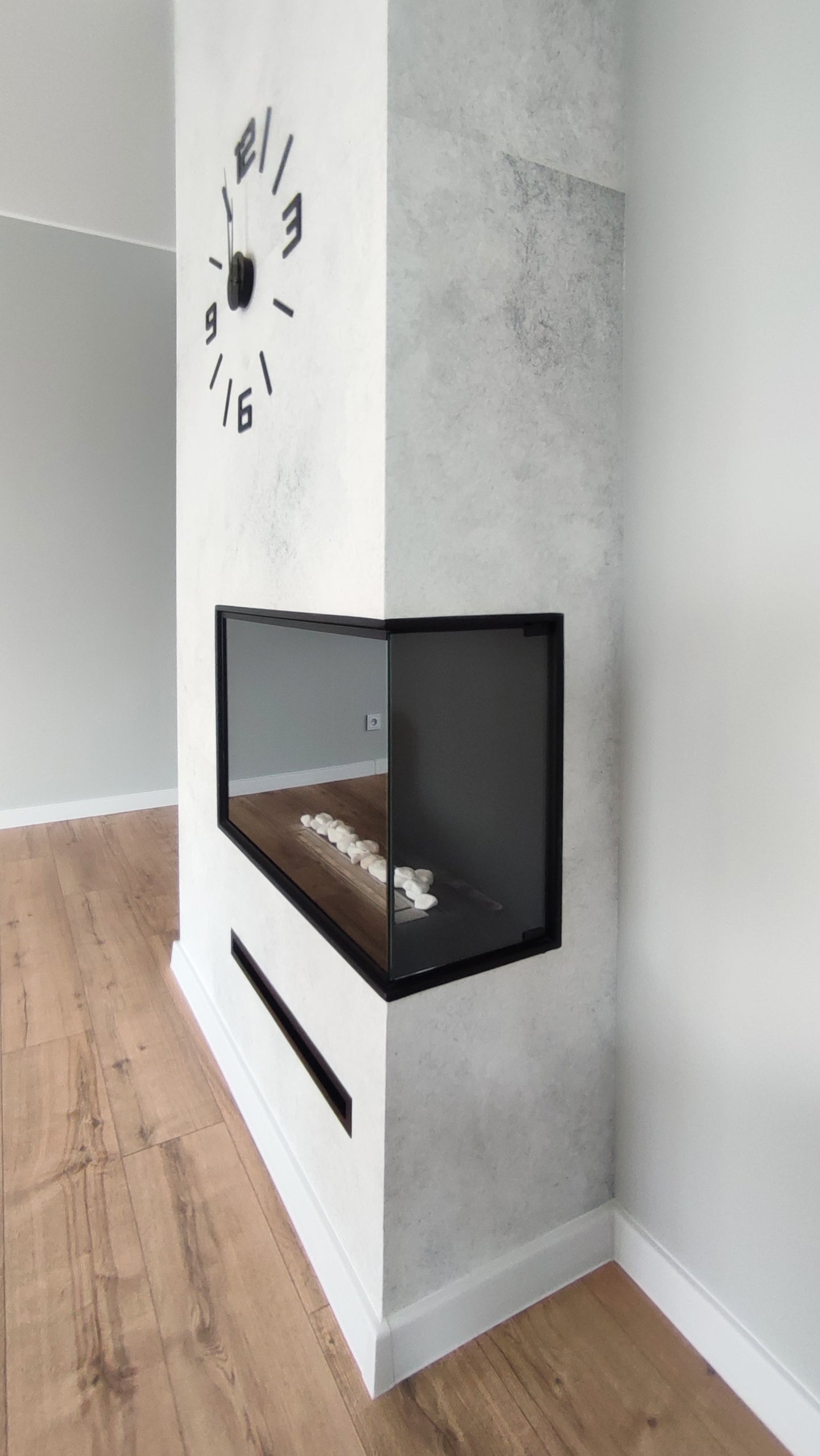 Bioethanol-Eckkamin rechts – Einbauvariante schwarz matt im modernen Design