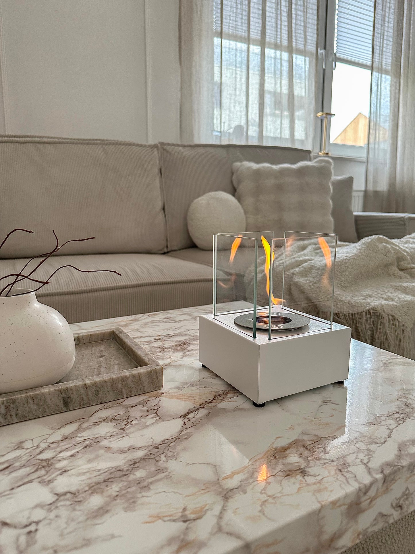 Bioethanol-Kamin Smart weiß – kompakter Dekokamin mit Glas